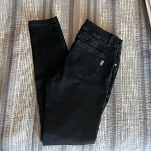 1822 Denim low rise stretchy jeans size 27